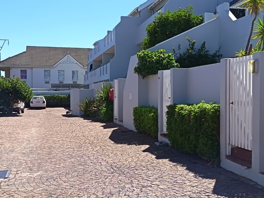 2 Bedroom Property for Sale in Rondebosch Western Cape